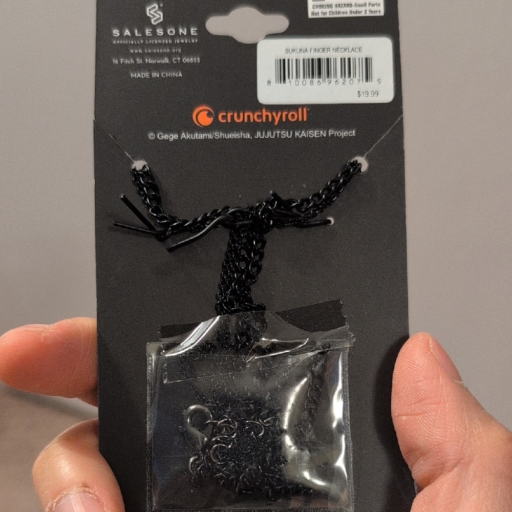 Jujutsu Kaisen Sukina Finger Black and Red Necklace NWT - Picture 2 of 6